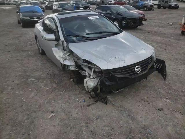 2010 Nissan Altima - Image 10