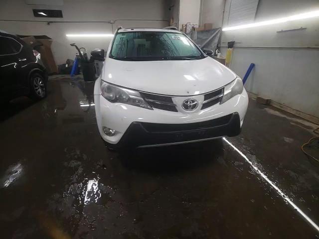 2015 Toyota RAV 4 - Image 13