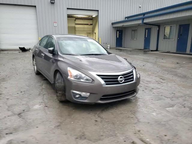 2015 Nissan Altima - Image 11