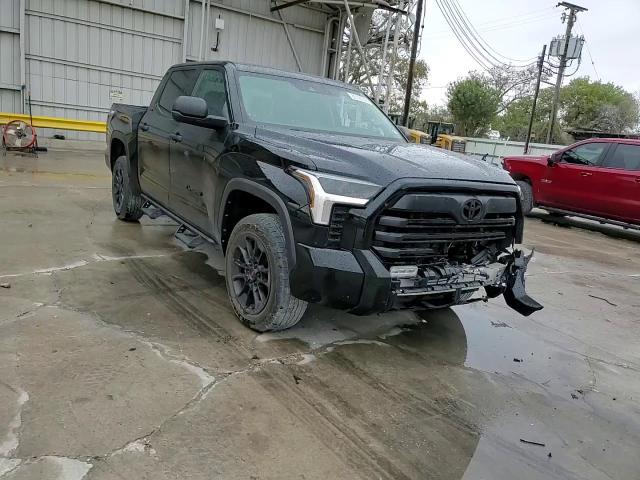2023 Toyota Tundra - Image 10