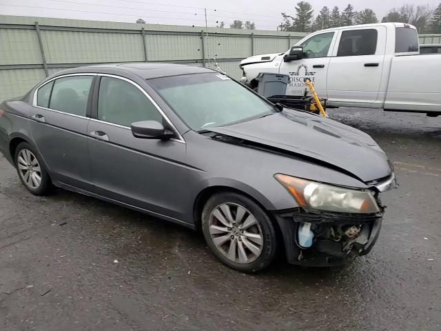 2011 Honda Accord Exl VIN: 1HGCP2F89BA033272 Lot: 85425484