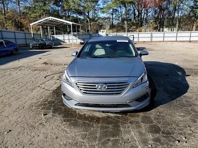 2016 Hyundai Sonata - Image 13