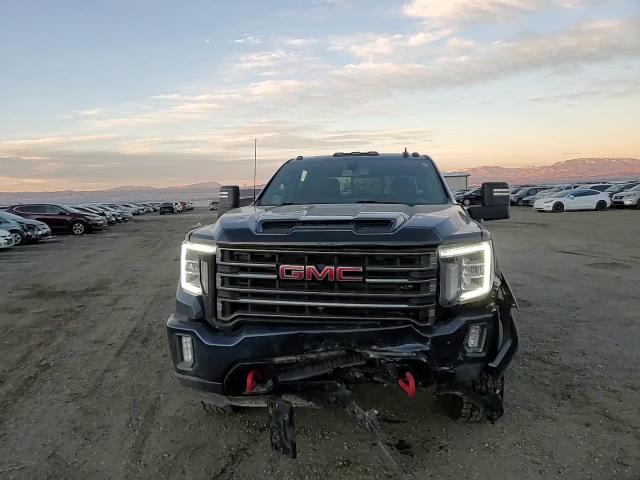 2022 GMC Sierra - Image 11