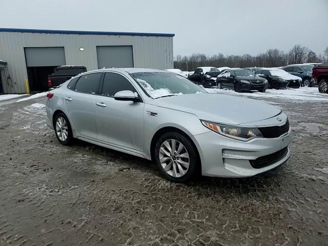 2018 Kia Optima - Image 11
