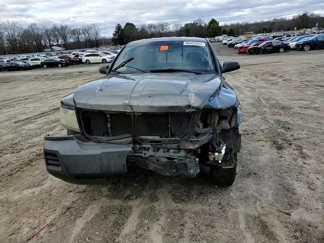 2008 Dodge Dakota - Image 11