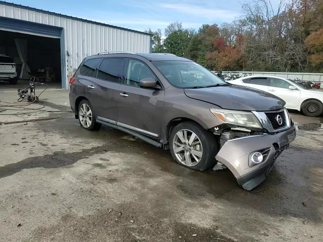 2015 Nissan Pathfinder - Image 14