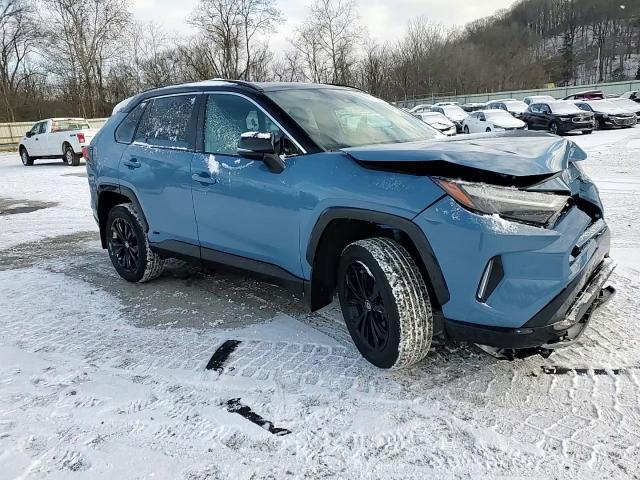 2022 Toyota RAV 4 - Image 12