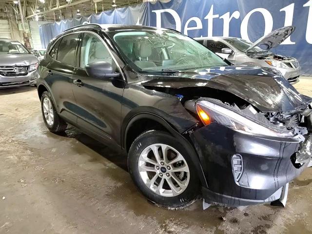 2022 Ford Escape - Image 15