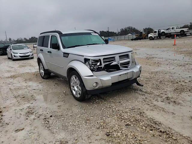 2010 Dodge Nitro - Image 12