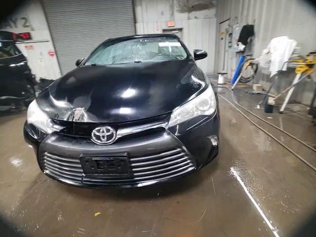 2015 Toyota Camry - Image 13