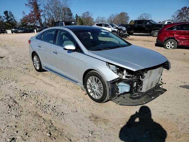 2015 Hyundai Sonata - Image 11