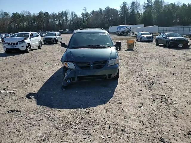 2005 Dodge Grand Caravan Sxt VIN: 2D4GP44L95R489925 Lot: 82430114