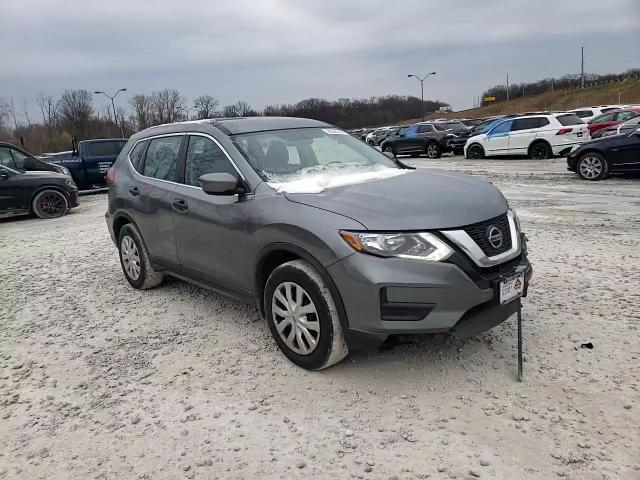 2018 Nissan Rogue - Image 11