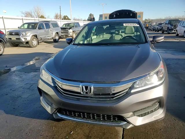 2017 Honda Accord - Image 13