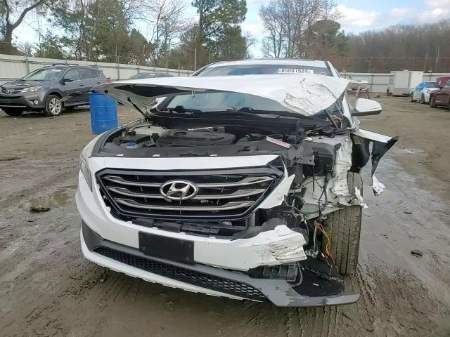 2017 Hyundai Sonata - Image 11