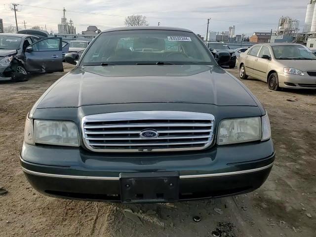 1998 Ford Crown Victoria Lx VIN: 2FAFP74W5WX108191 Lot: 83532344