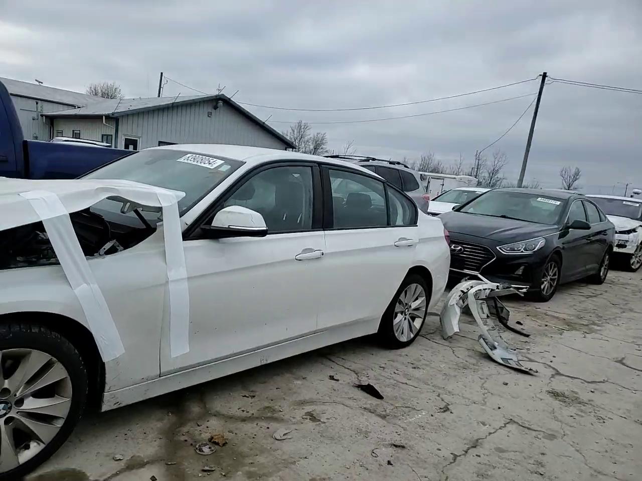 Фото: WBA8E5G5XGNU20555