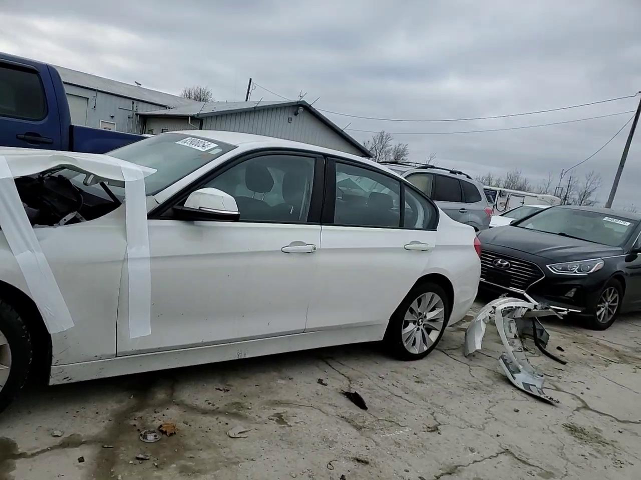 Фото: WBA8E5G5XGNU20555