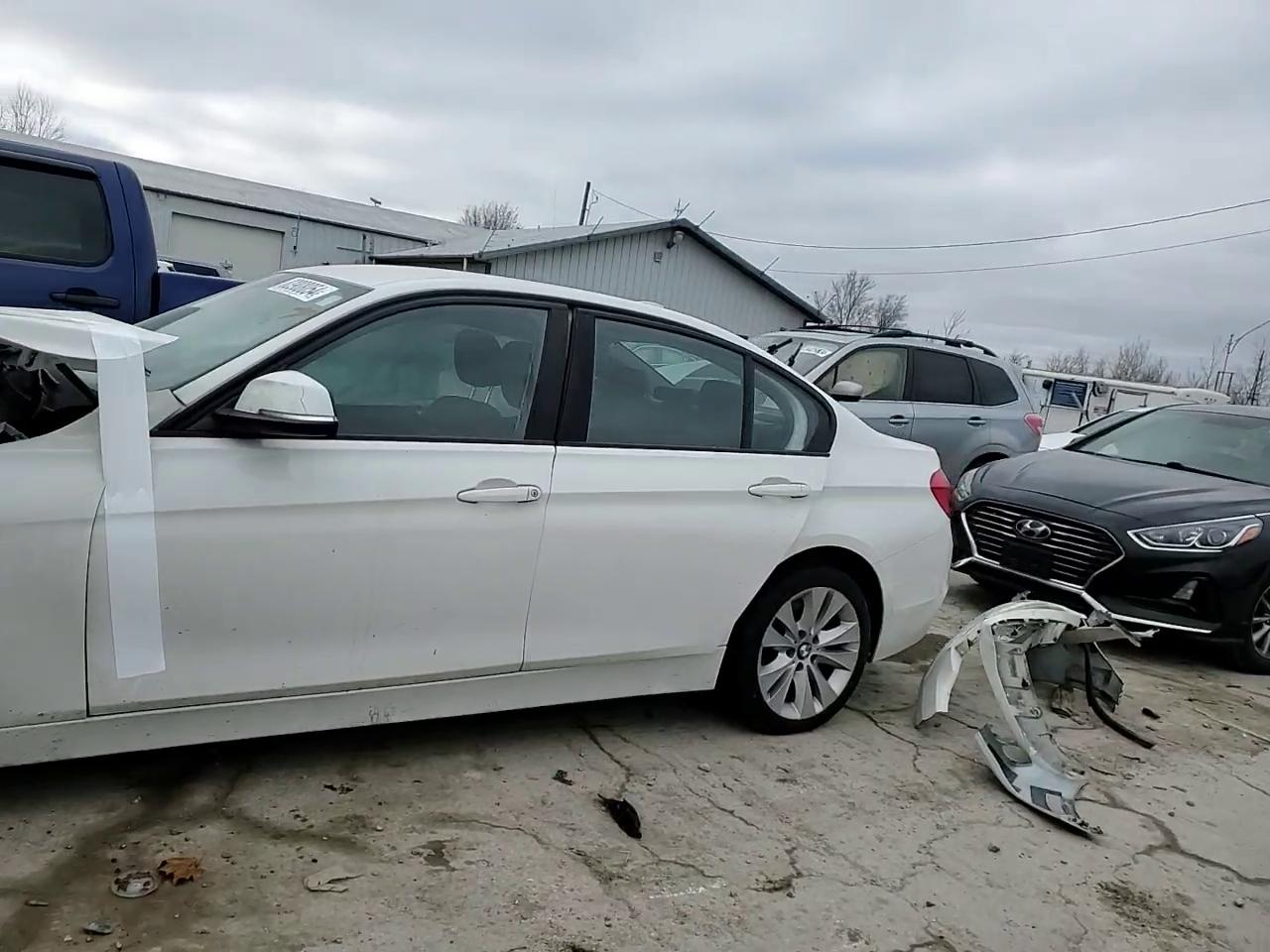 Фото: WBA8E5G5XGNU20555