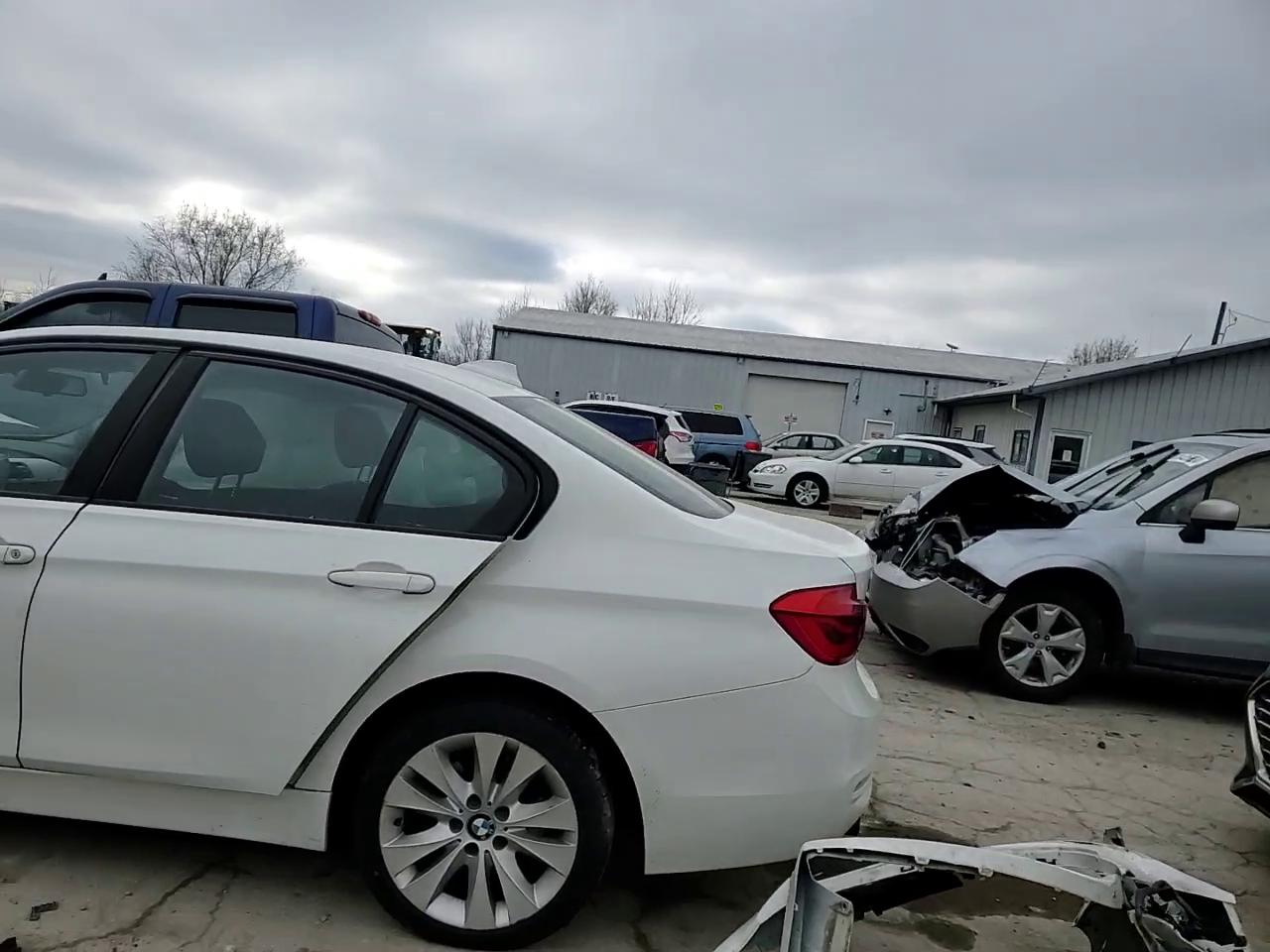 Фото: WBA8E5G5XGNU20555