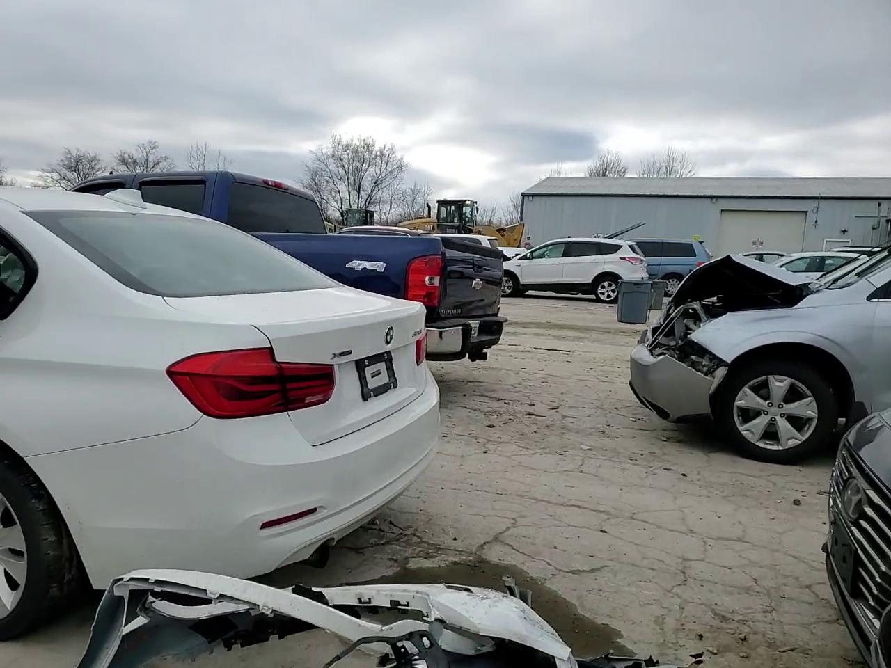 Фото: WBA8E5G5XGNU20555