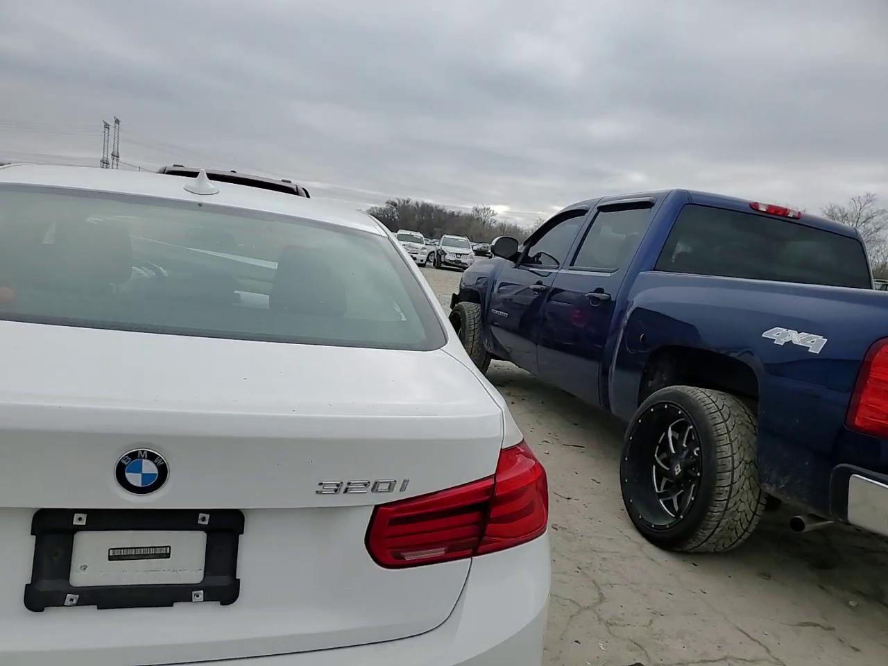 Фото: WBA8E5G5XGNU20555