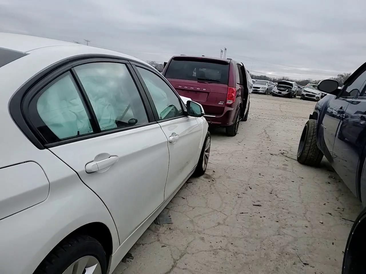 Фото: WBA8E5G5XGNU20555