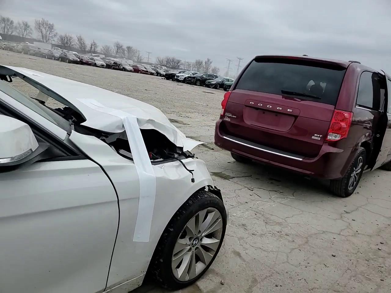 Фото: WBA8E5G5XGNU20555