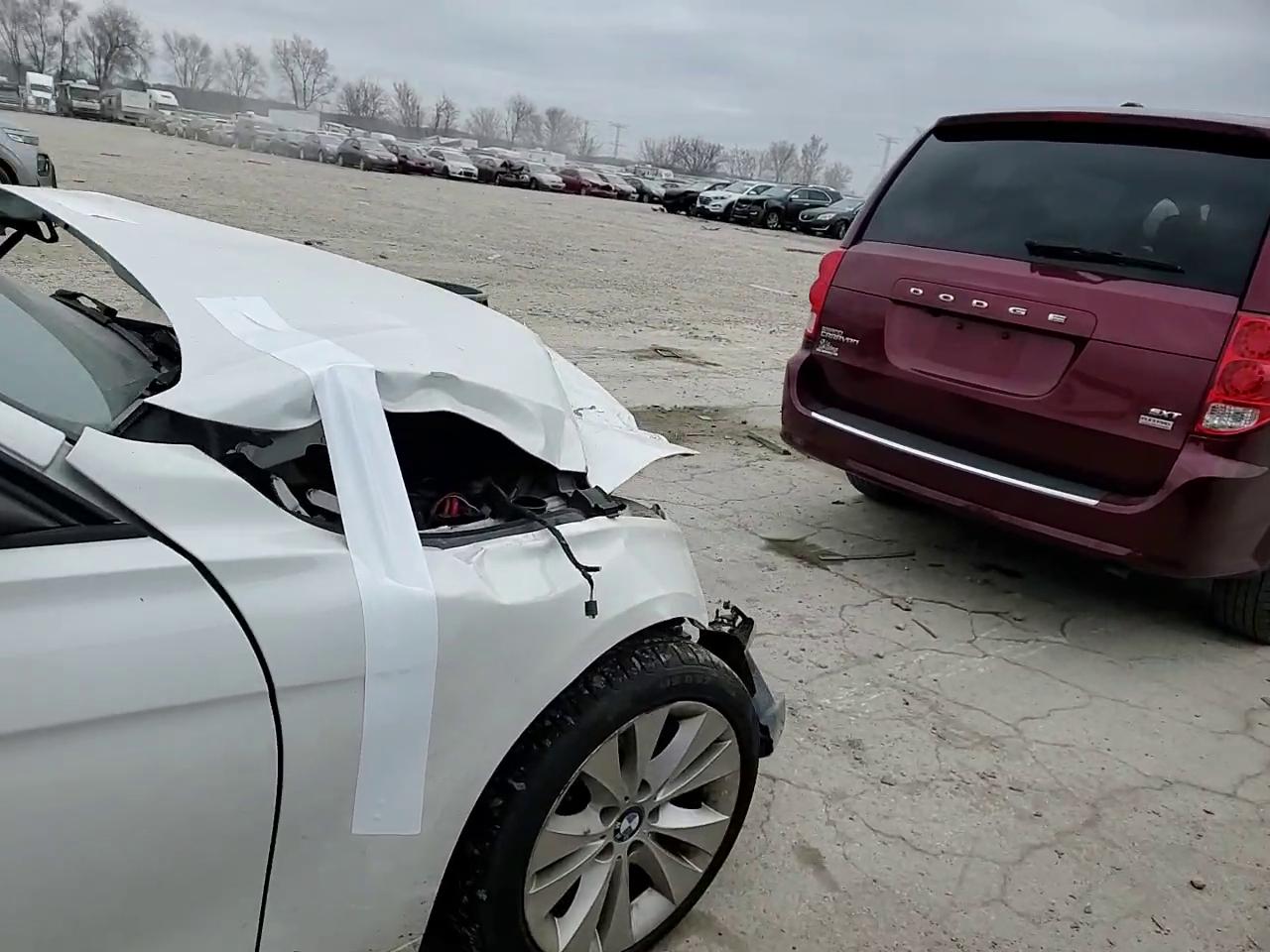 Фото: WBA8E5G5XGNU20555