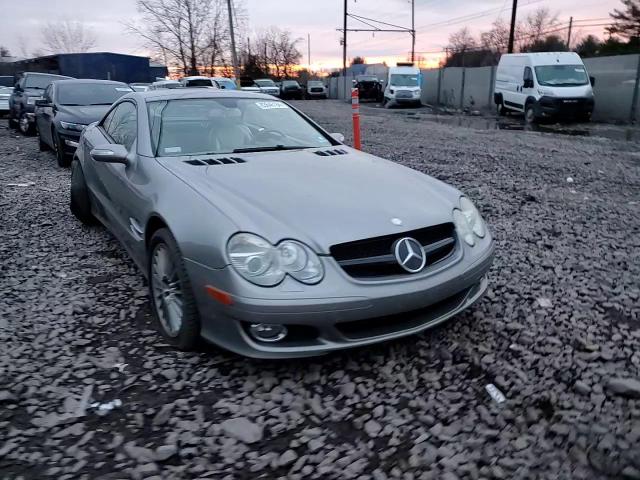 2007 Mercedes-Benz Sl 550 VIN: WDBSK71F47F122803 Lot: 83646184