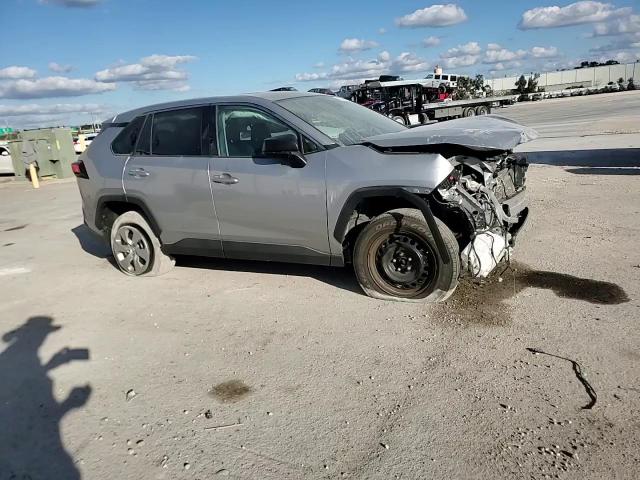 2022 Toyota RAV 4 - Image 11