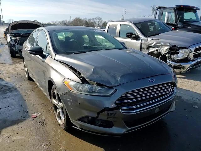 2013 Ford Fusion - Image 13