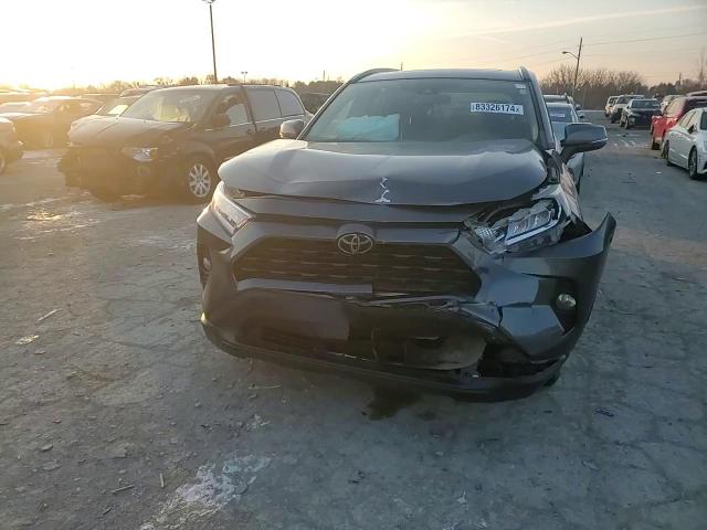 2019 Toyota RAV 4 - Image 12