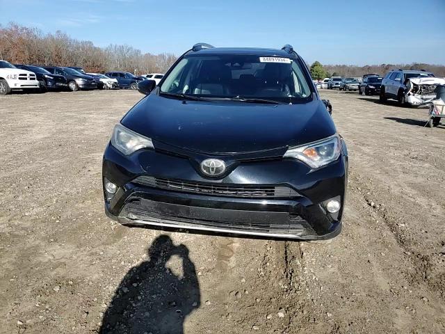 2017 Toyota RAV 4 - Image 12