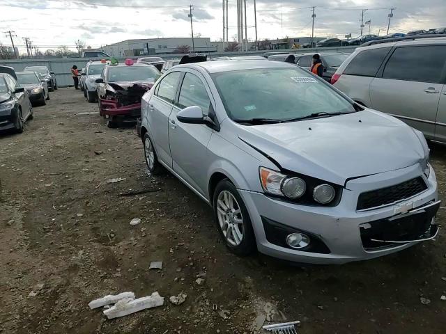 2015 Chevrolet Sonic - Image 13