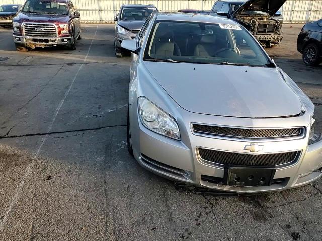 2008 Chevrolet Malibu - Image 11