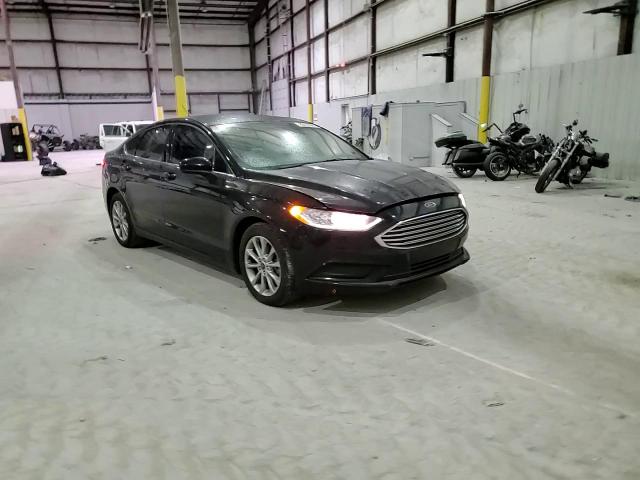 2017 Ford Fusion - Image 13