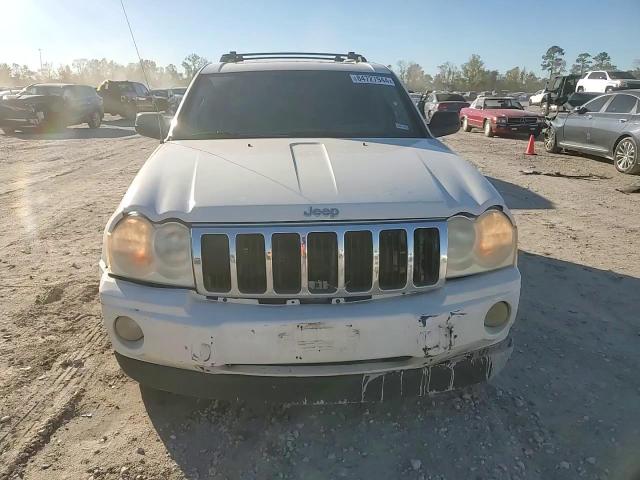 2005 Jeep Grand Cherokee - Image 12
