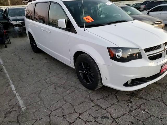 2019 Dodge Caravan - Image 12