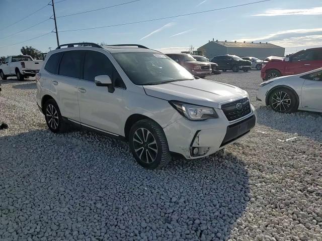 2017 Subaru Forester - Image 12