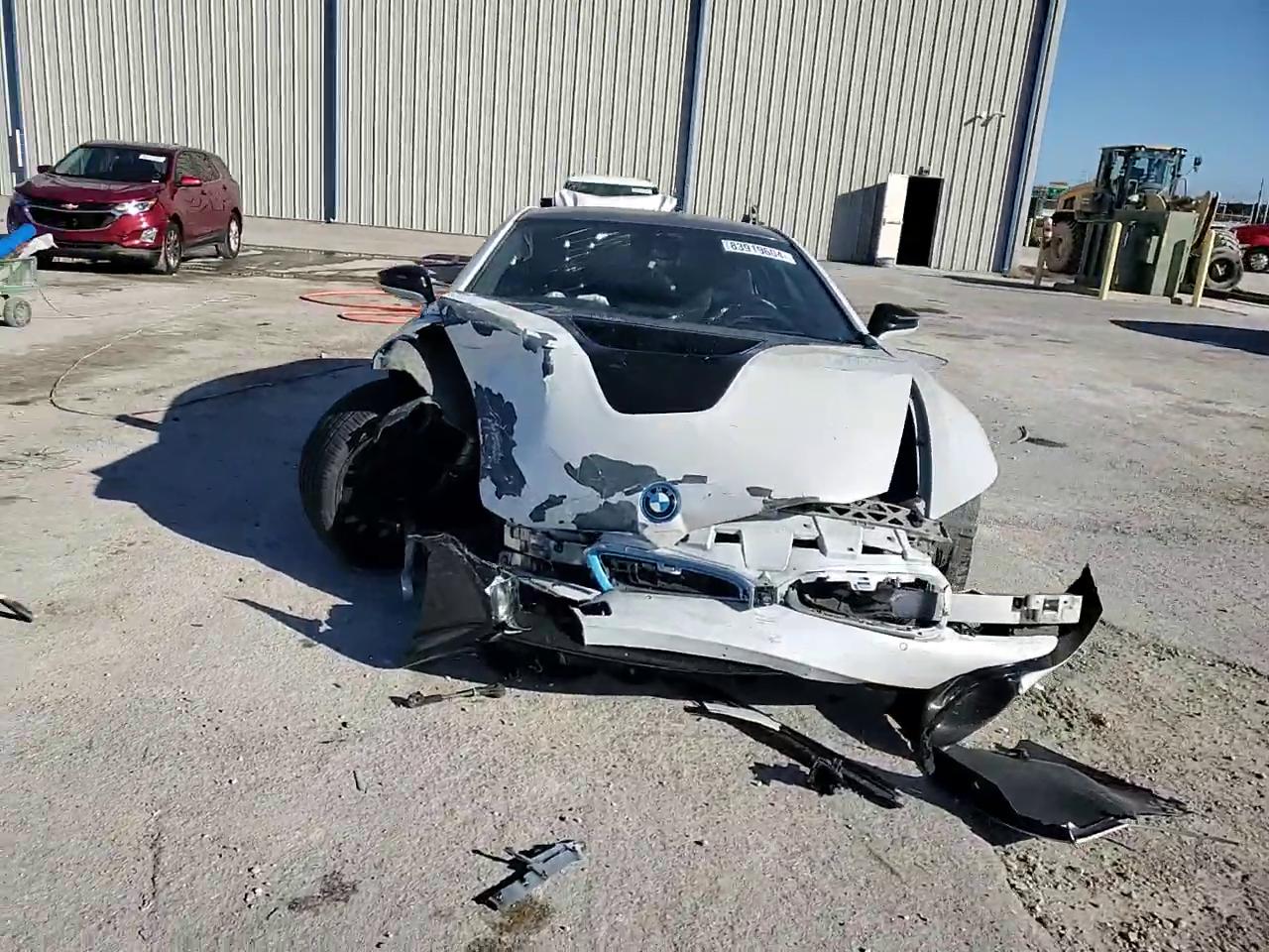 Фото: WBY2Z2C51GV675627