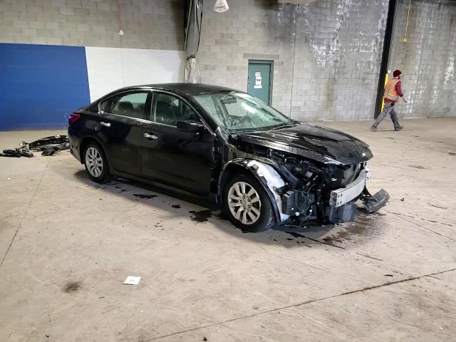 2018 Nissan Altima - Image 14
