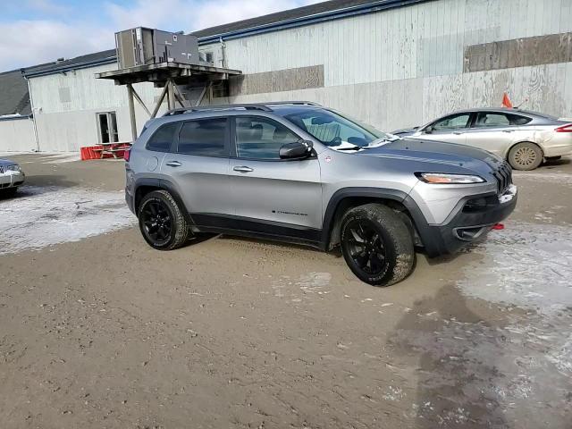 2016 Jeep Cherokee - Image 12