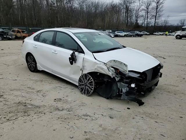 2024 Kia Forte - Image 11