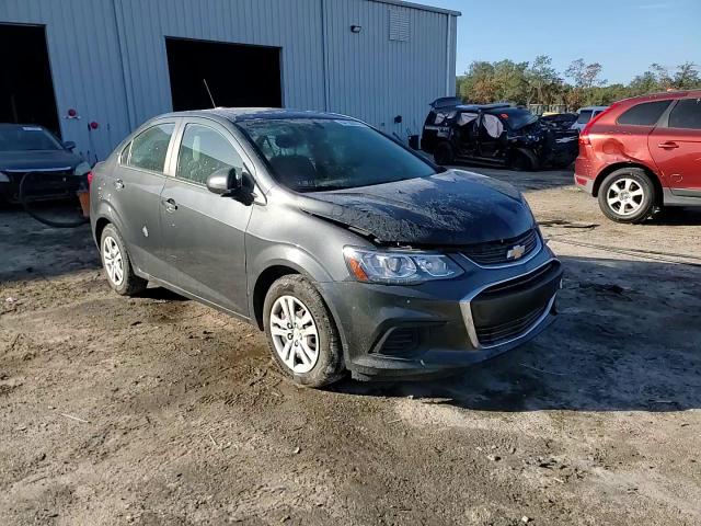 2020 Chevrolet Sonic - Image 13