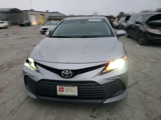 2021 Toyota Camry Le VIN: 4T1C11AK4MU614849 Lot: 82975494