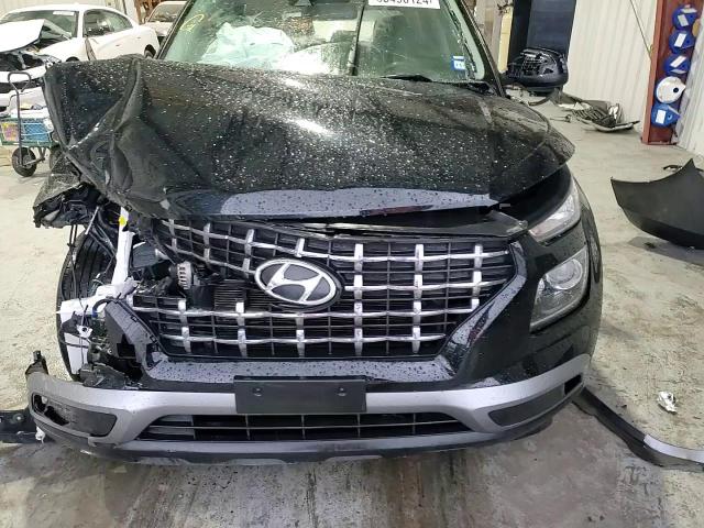 2021 Hyundai Venue - Image 11