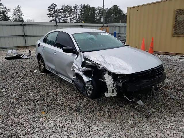 2014 Volkswagen Jetta - Image 14