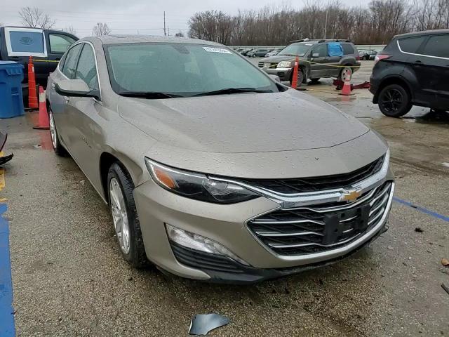 2022 Chevrolet Malibu - Image 13