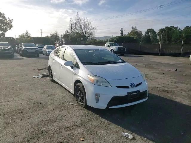 2013 Toyota Prius VIN: JTDKN3DU5D5690247 Lot: 85334774